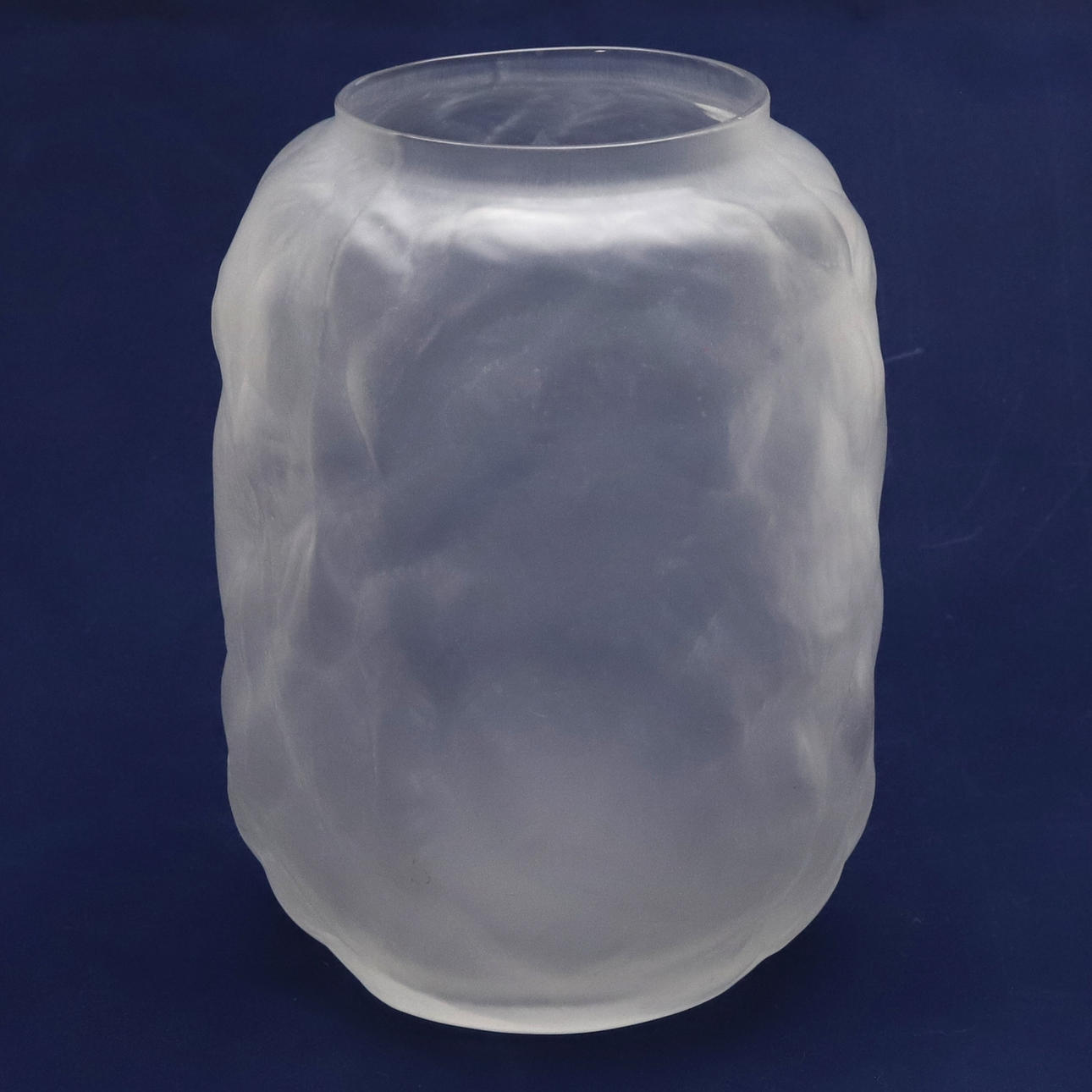 A Lindshammar glass vase.