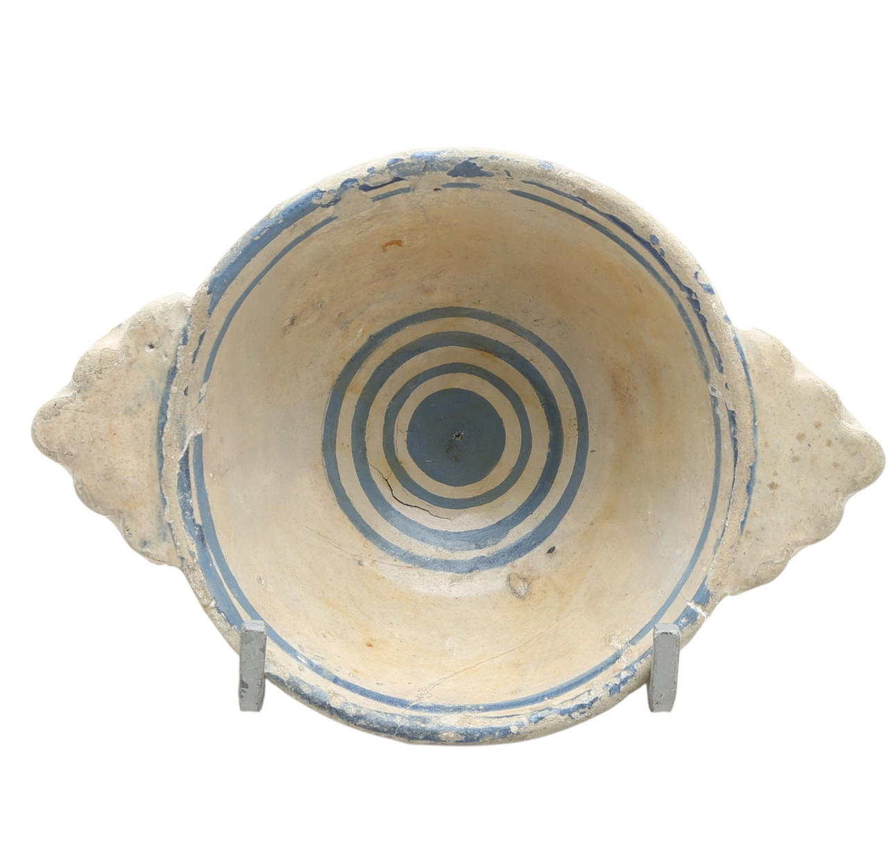 Manises earthenware bowl, 16th Century.