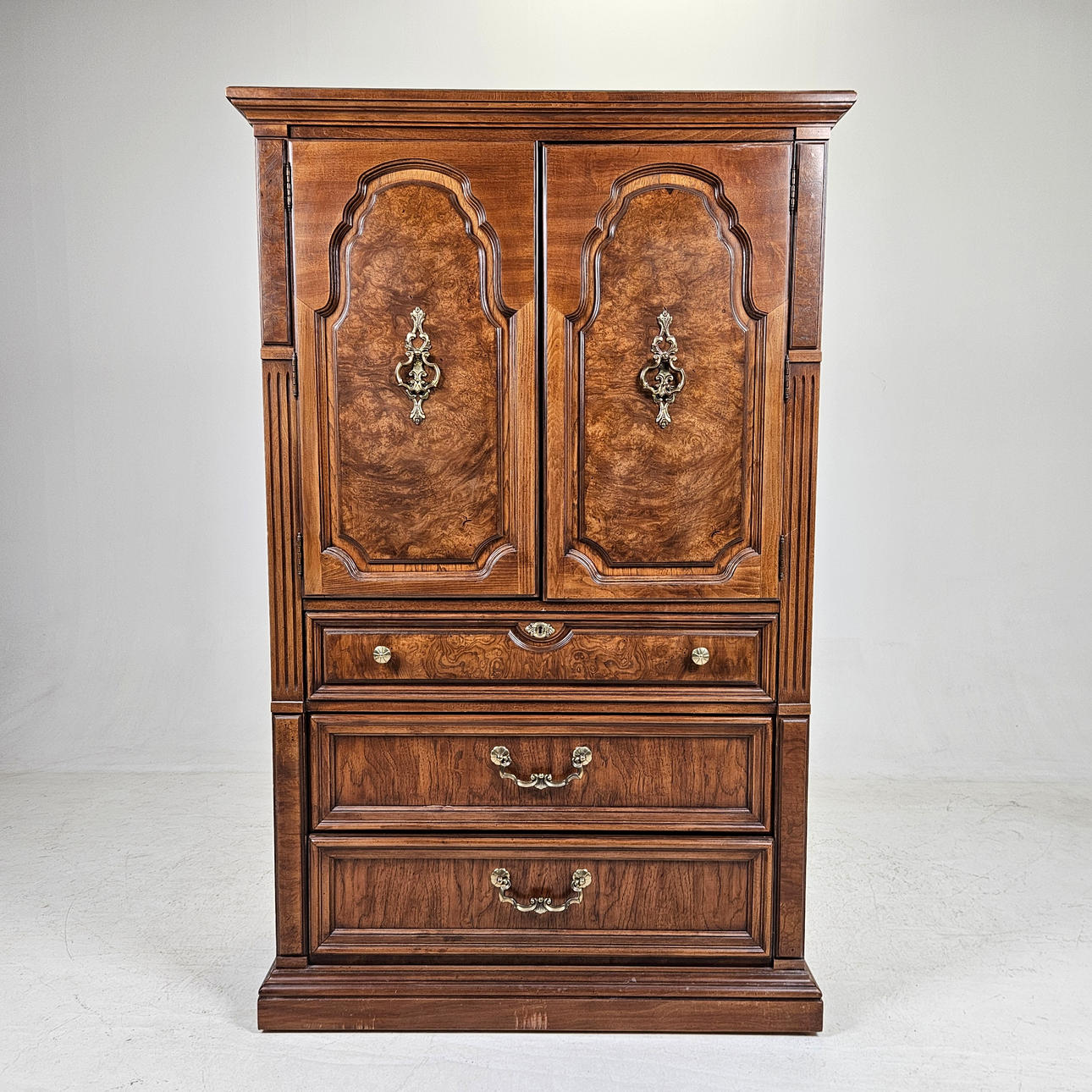 WARDROBE, Huntley, Thomasville, United States.