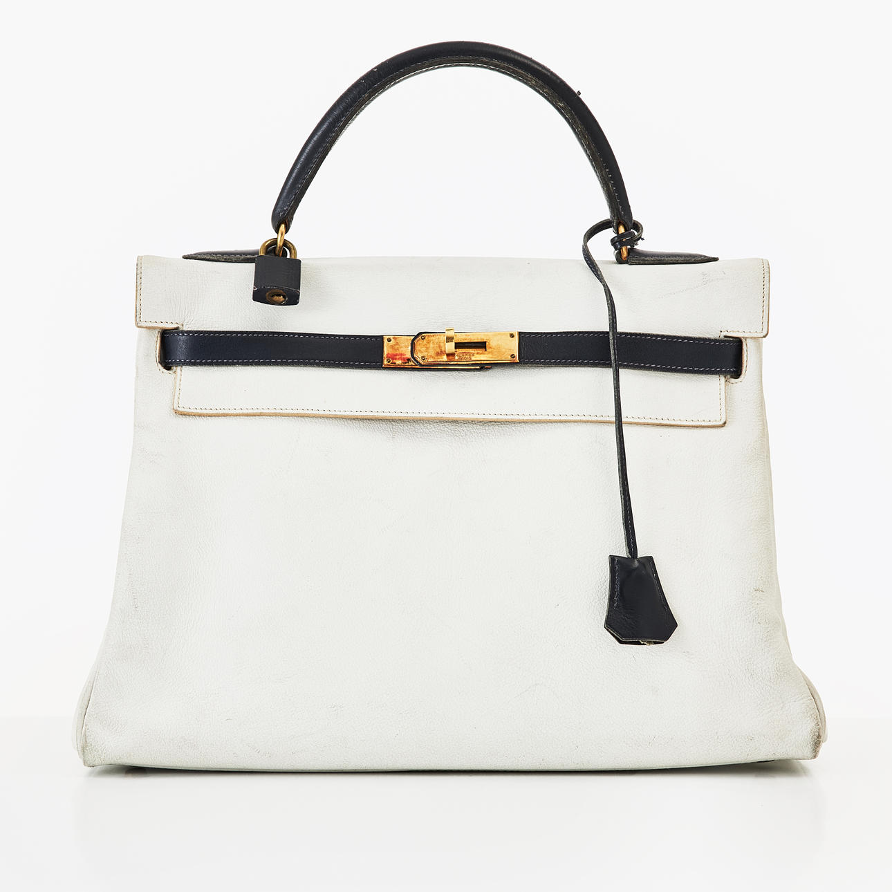 HERMÈS, “Two Tone Kelly 32", handbag, 1970.