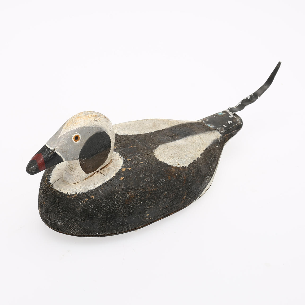 VETTE, bemålat trä, 1900-talets första hälft.