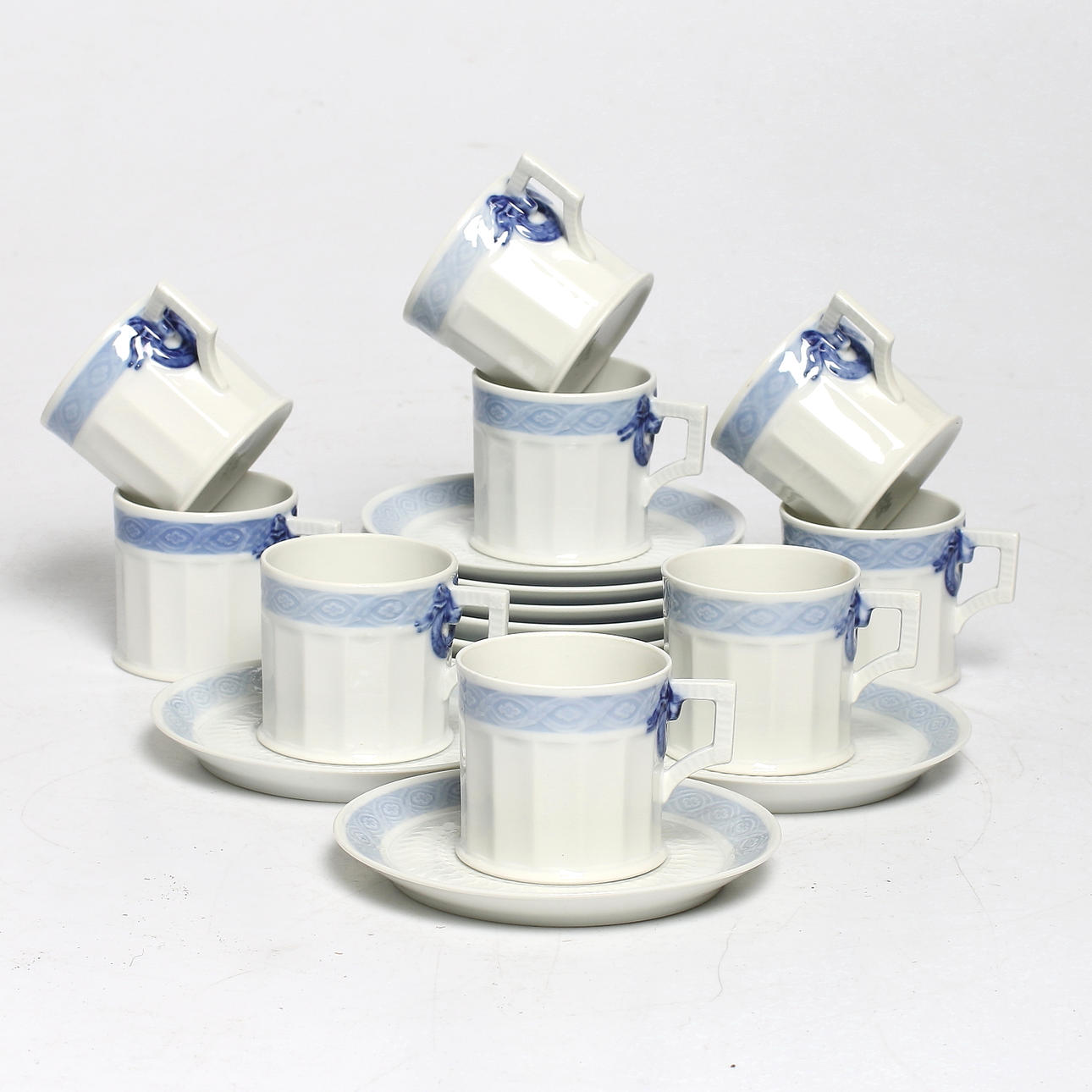 KAFFESERVIS, 18 delar, porslin, "Vifte Blå", Kunglig Dansk, 1900-tal.