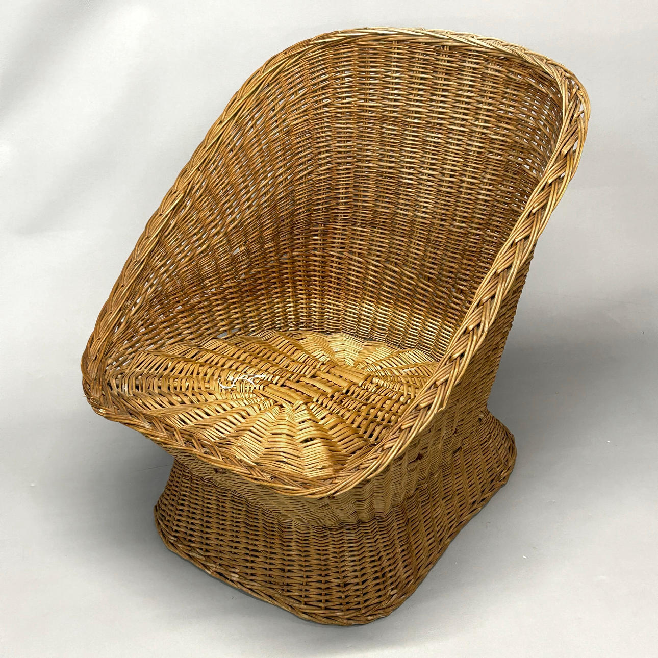 VINTAGE CANE CONSERVATORY CHAIR.