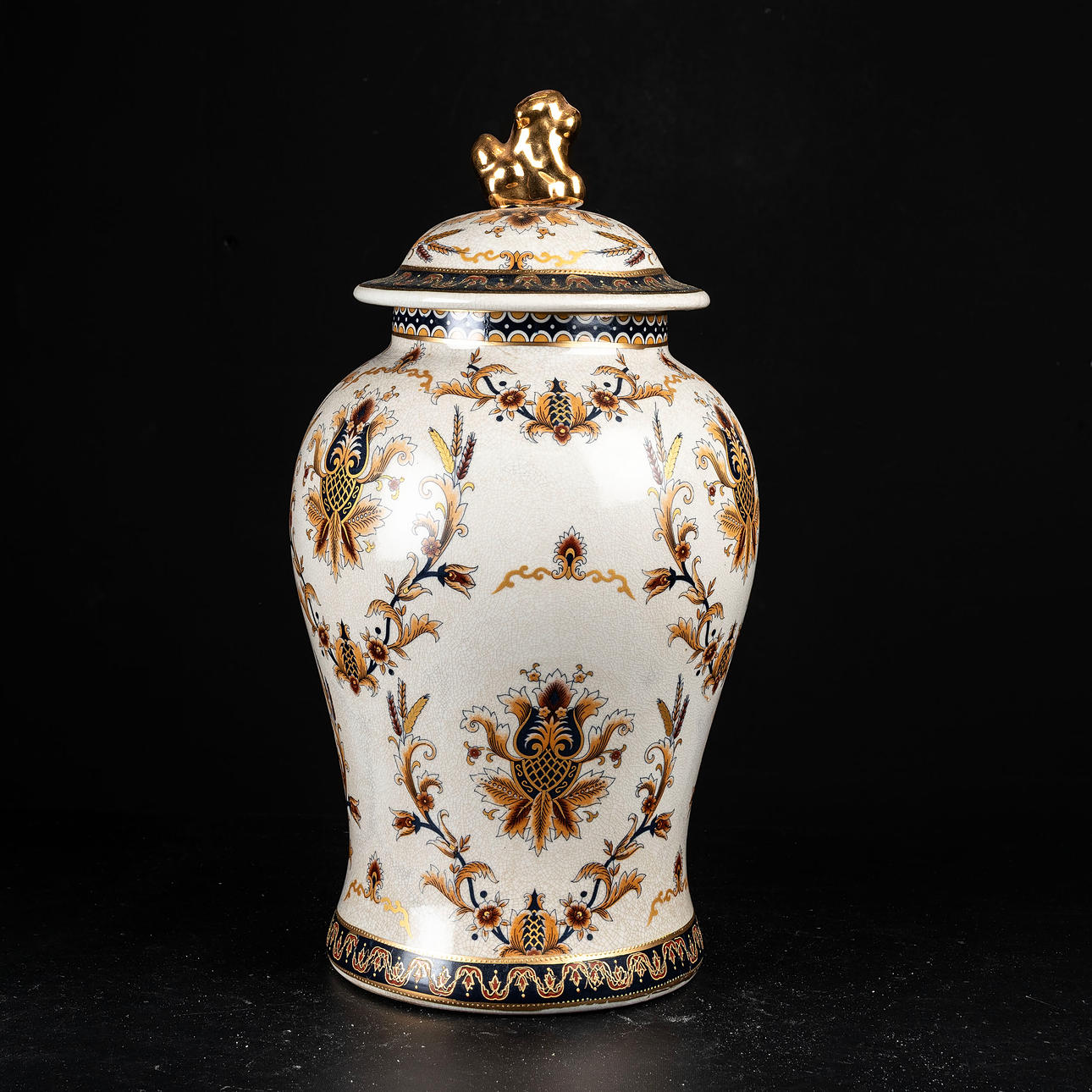 LOCKURNA, porcelain, China.