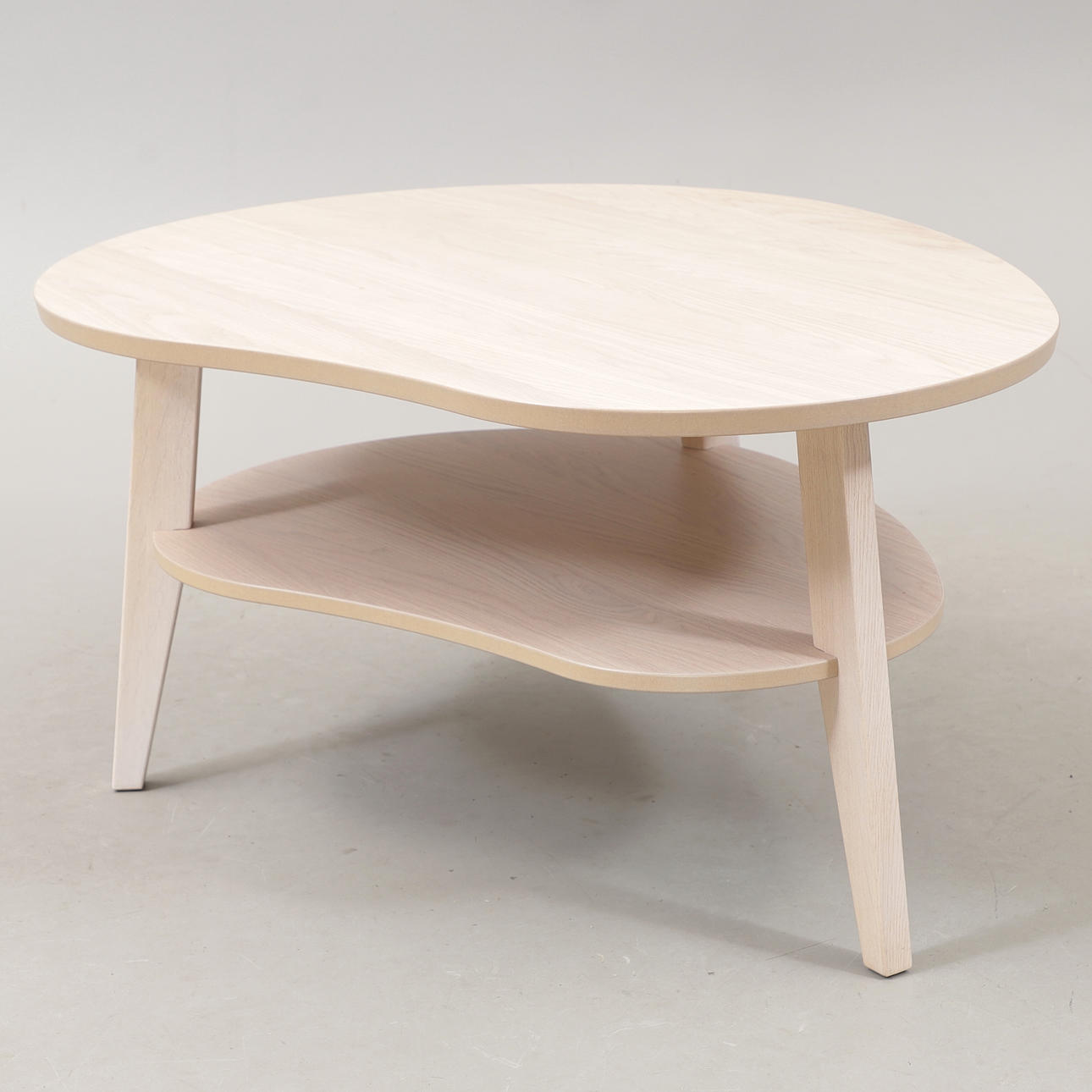 An oak “Eagle” coffee table, BordBirger AB, contemporary.