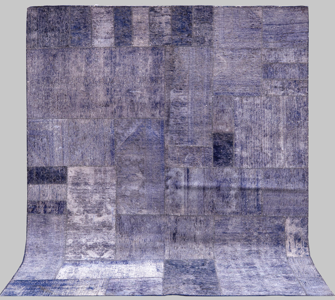 ORIENT CARPET. Patchwork, 248 x 202 cm.