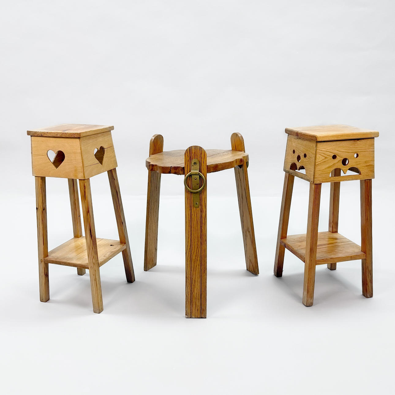 PEDESTALS - Pine 2 pcs, Oak 1 pcs.