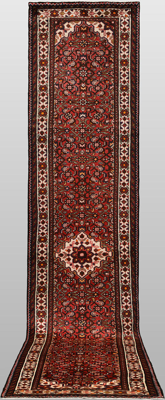ORIENTAL RUG. Hamadan runner, 420 x 80 cm.