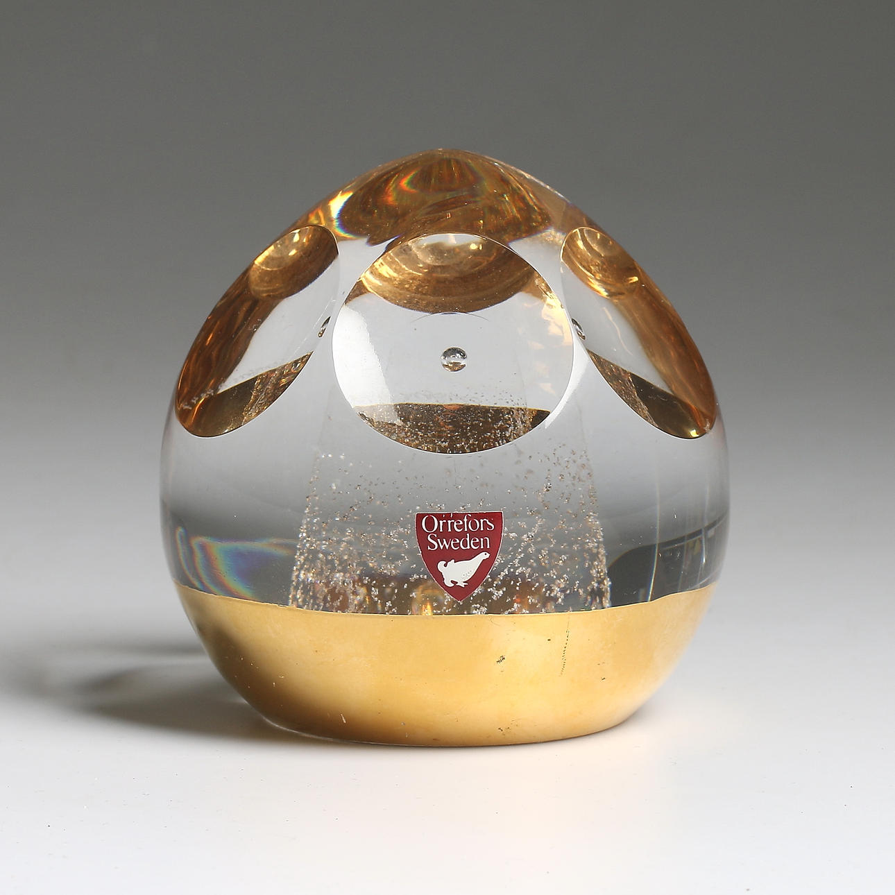 OLLE ALBERIUS. Brevpress, kristall, Orrefors, signerad, 1900-tal.