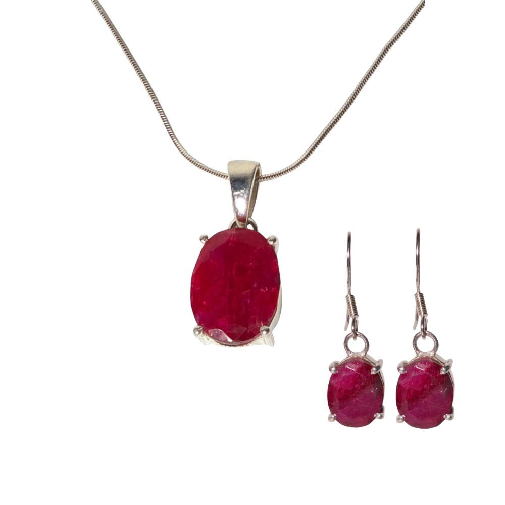 NECKLACE AND EARRINGS IN SILVER AND RUBY ROOT.