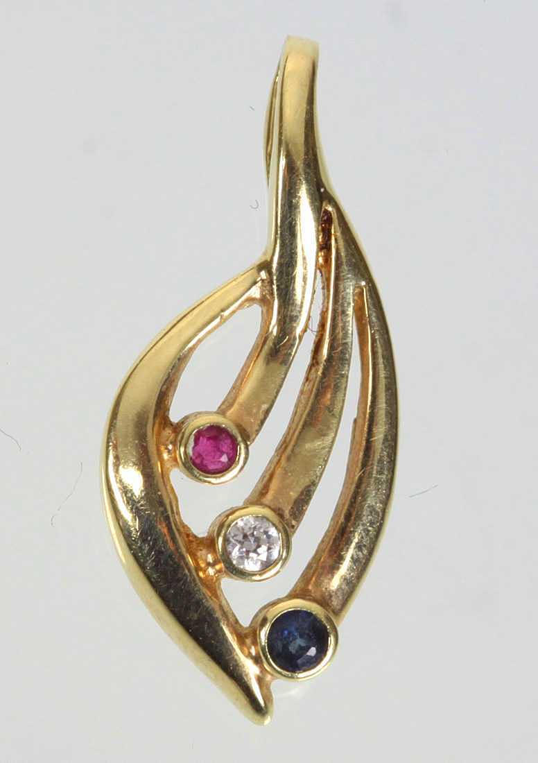 SAFIR RUBIN HÄNGE, MED ZIRKONIUMOXID, GULD 333.