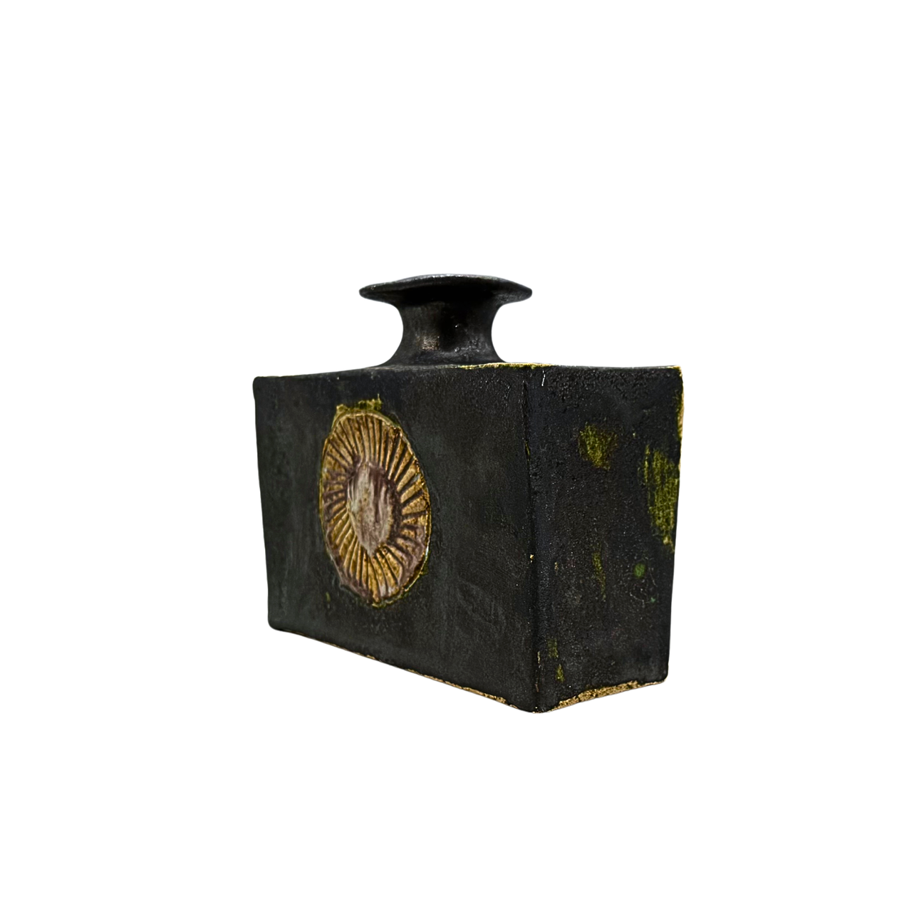 DESIGNER CERAMIC VASE.