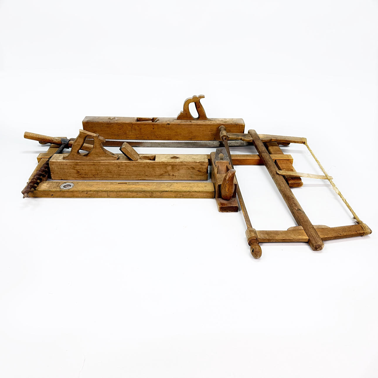 TOOLS - Allmoge tools ,7 parts, planers, saws etc.