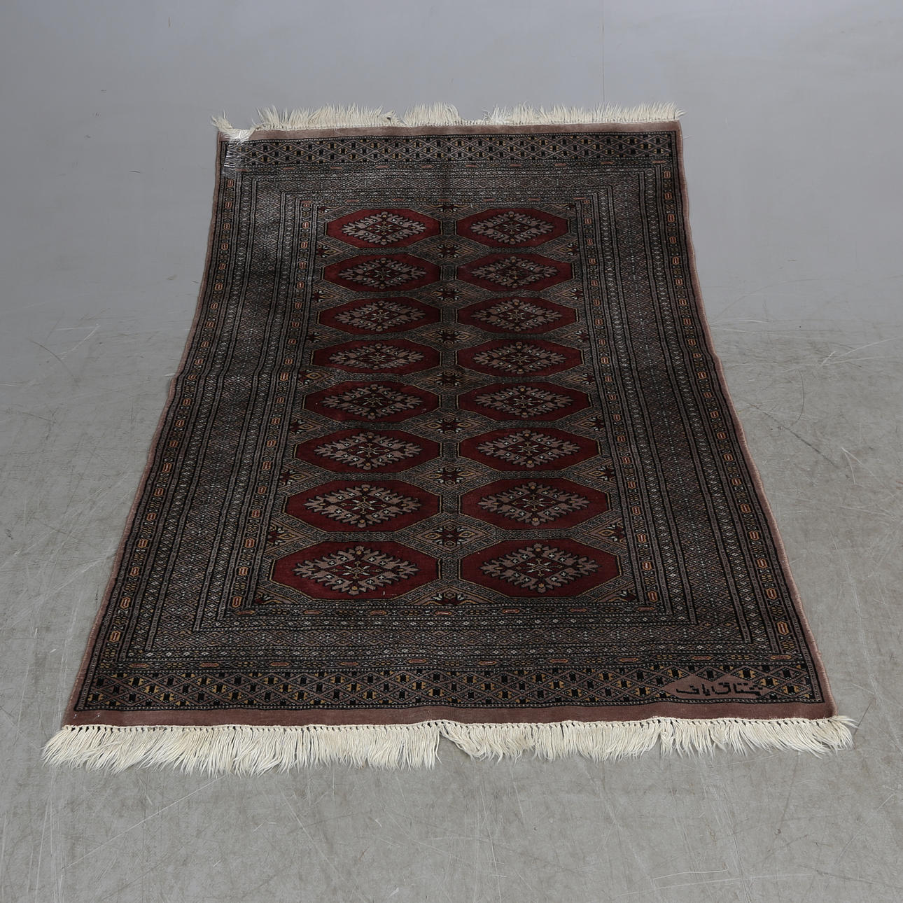 MATTA, orientalisk, signerad. 124 x 175 cm.