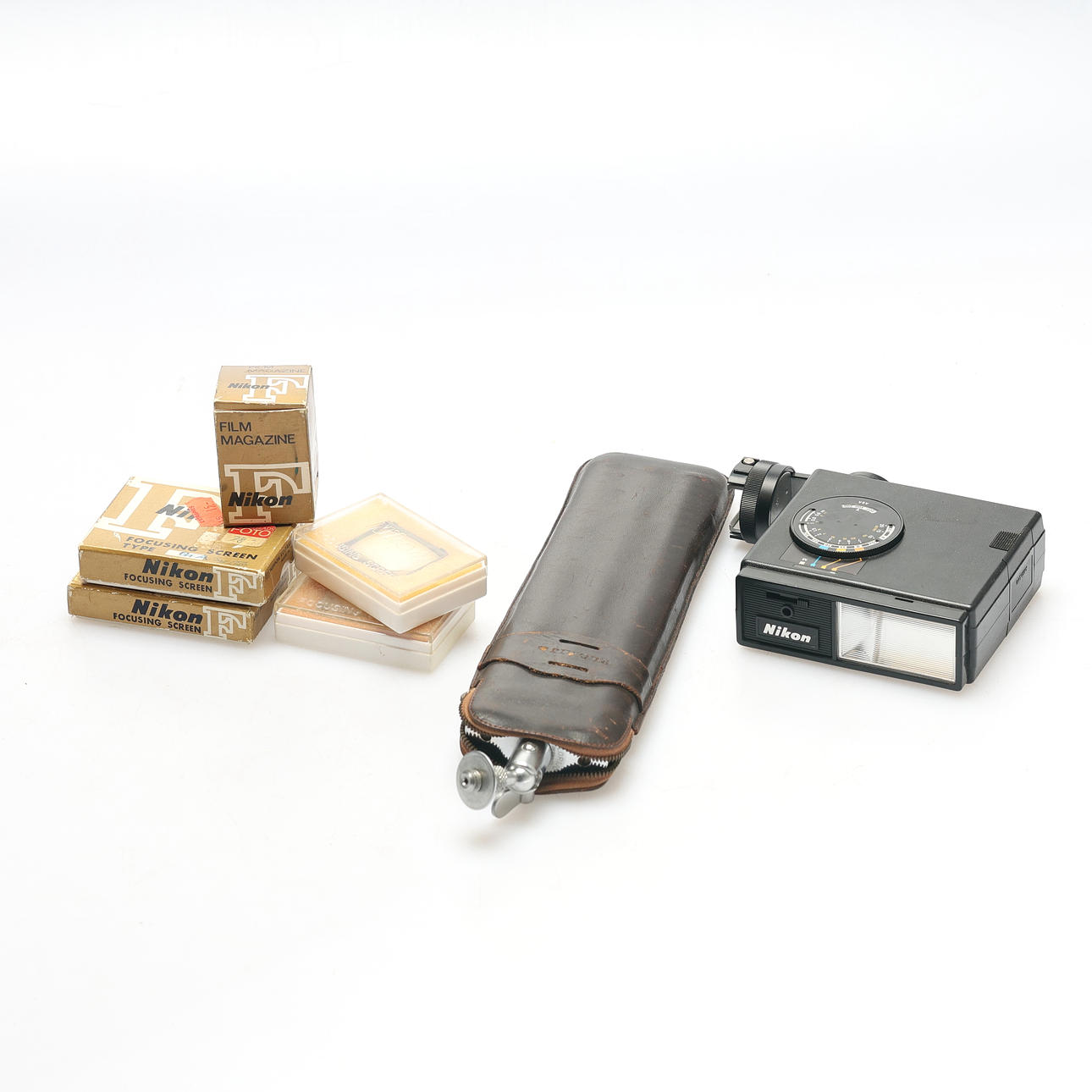 CAMERA ACCESSORIES. 7 pcs.