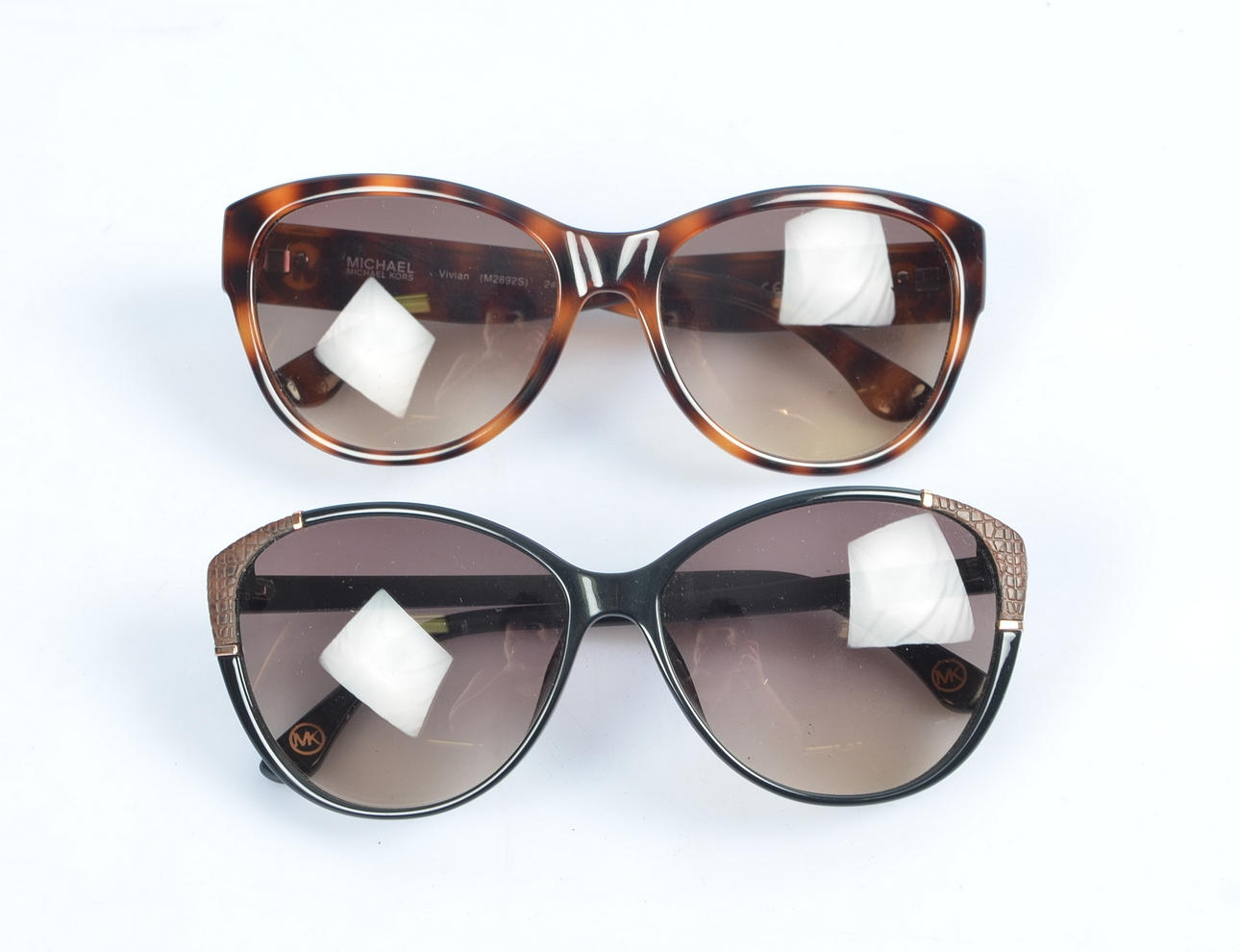 SOLGLASÖGON, 2-stycken, Michael Kors.