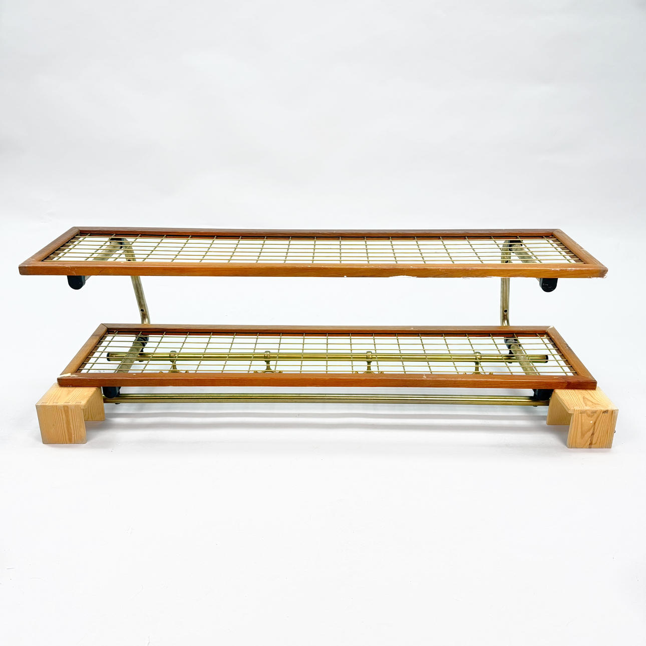 HAT SHELF - Wood and brass.