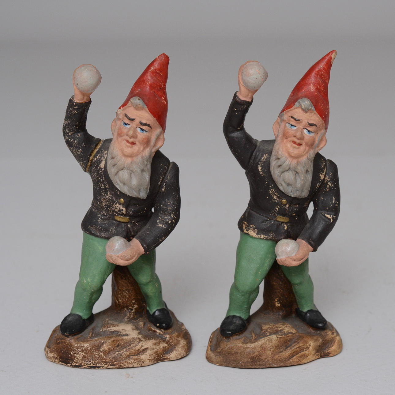 FIGURINER, tomtar terrakotta.