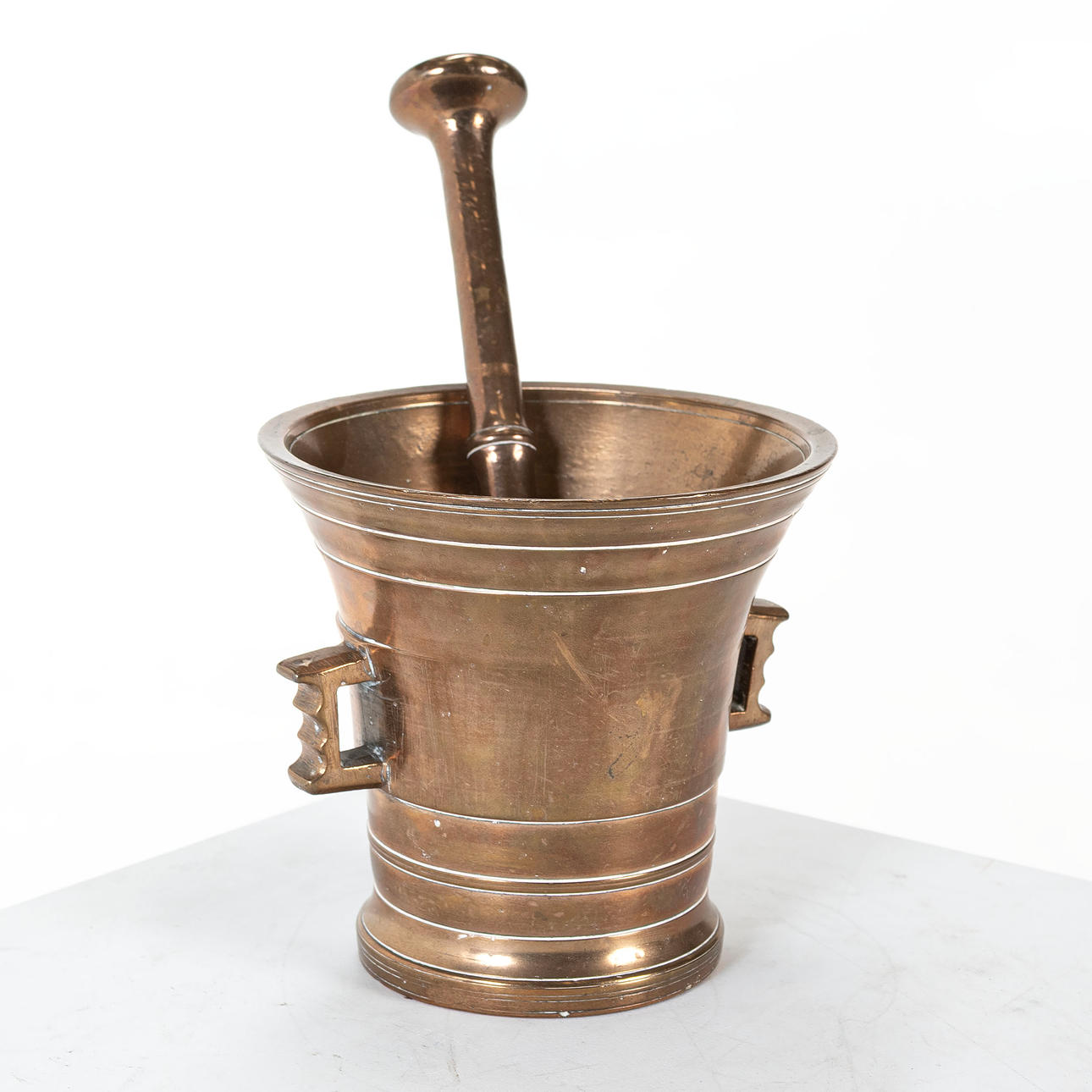MORTAR, with pestle, brass 17 x 17 cm.