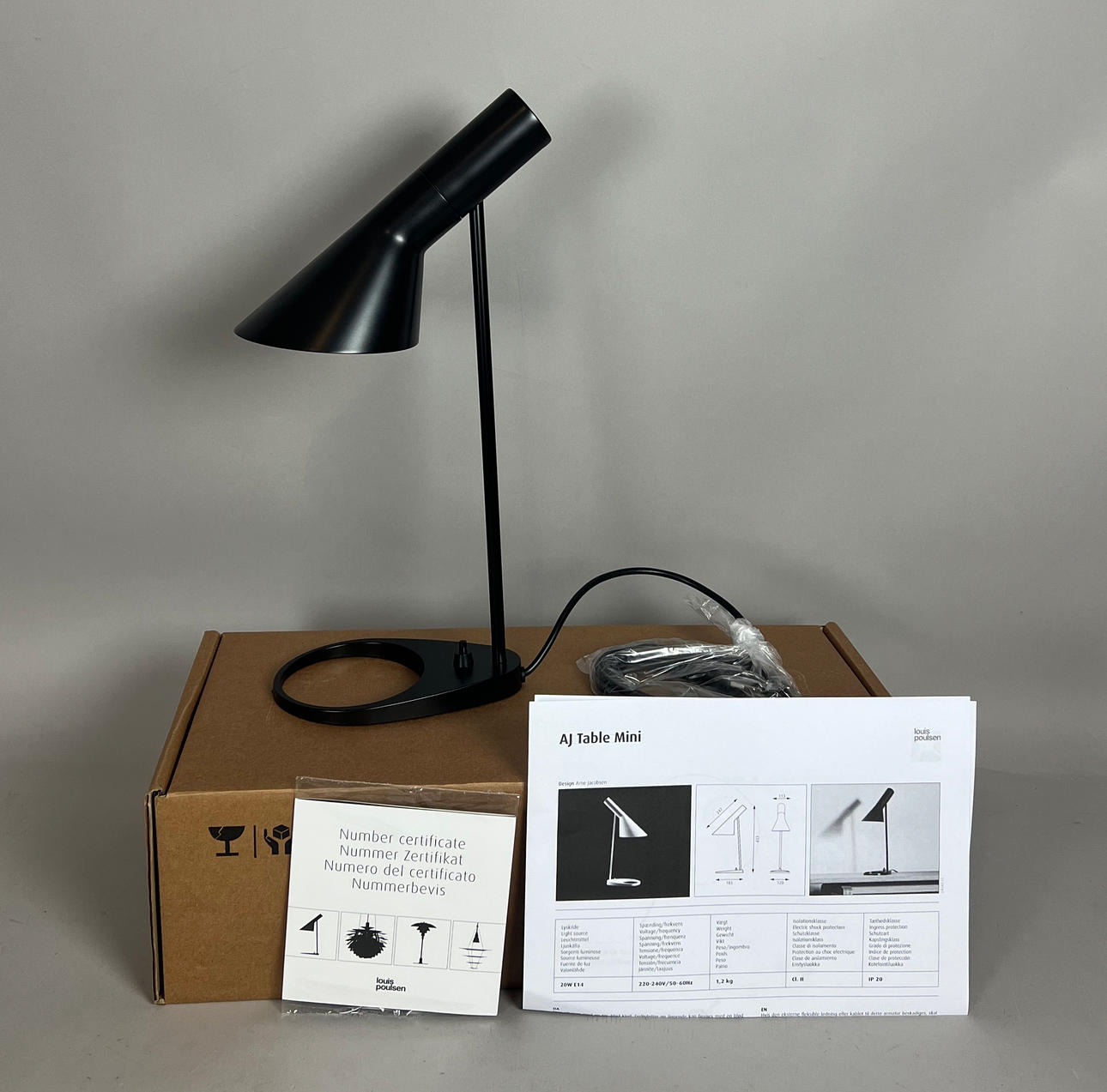 ARNE JACOBSEN. AJ MINI TABLE LAMP.