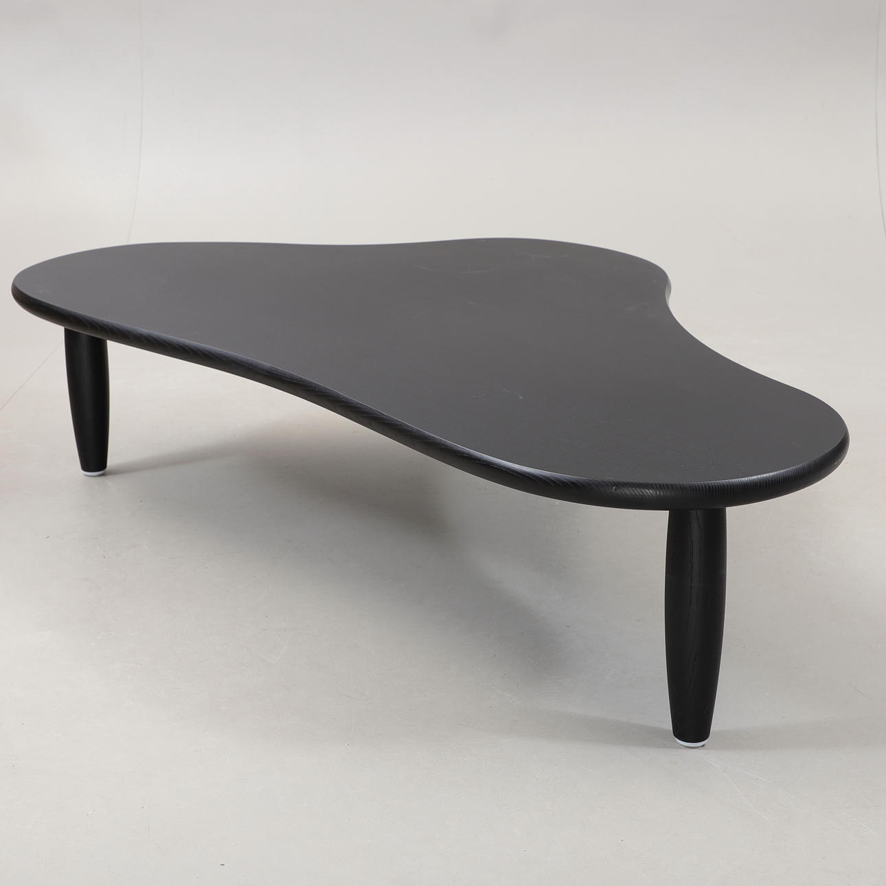 CHRIS MARTIN. Coffee table, “Puddle”, Mass Productions.