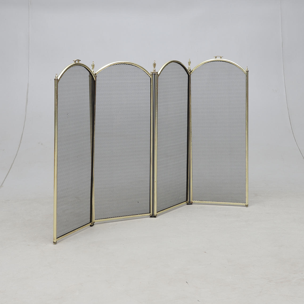 GNISTGALLER-/BRASSKYDD, 1900-talets andra hälft.