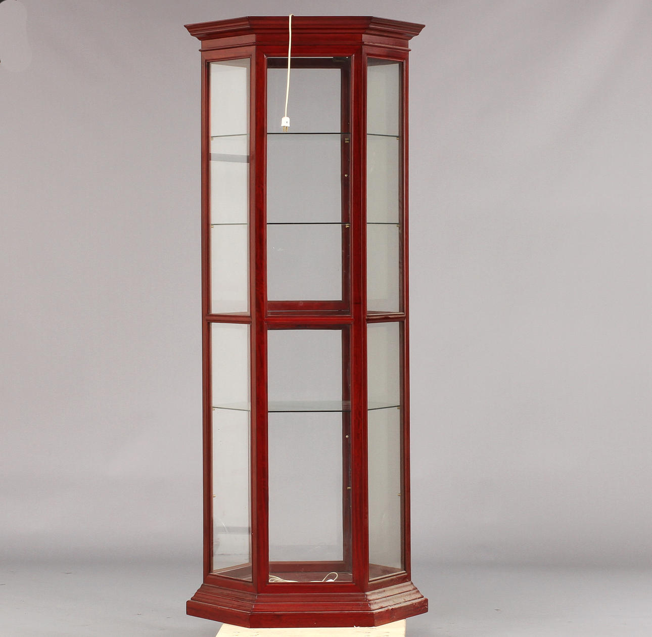 VITRINSKÅP, orientalisk, 1900-tal.