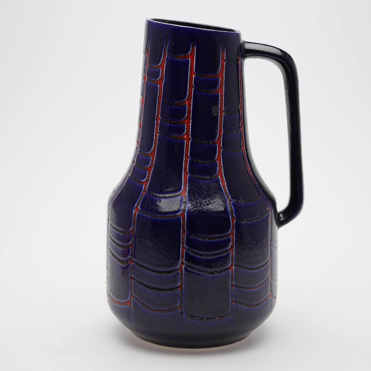 VAS / KANNA glaserad keramik.