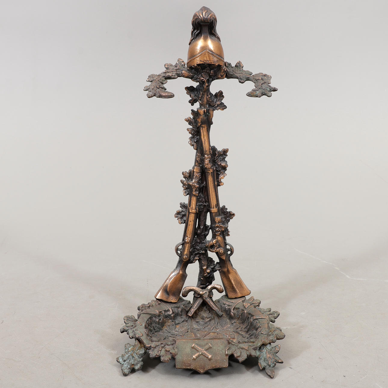PARAPLYSTÄLL, metall, 1900-talets första hälft.