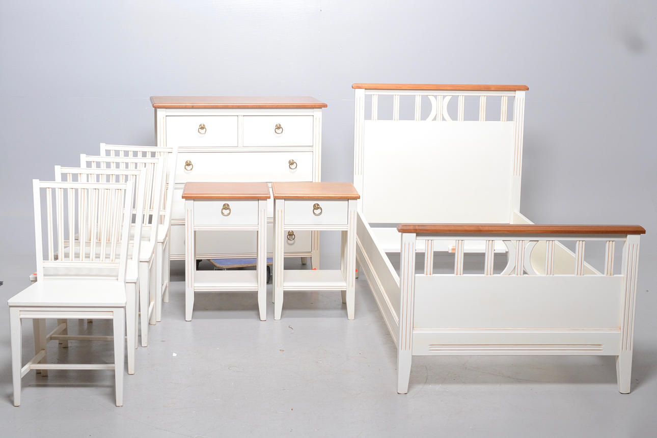 MÖBEL, stor uppsättning.