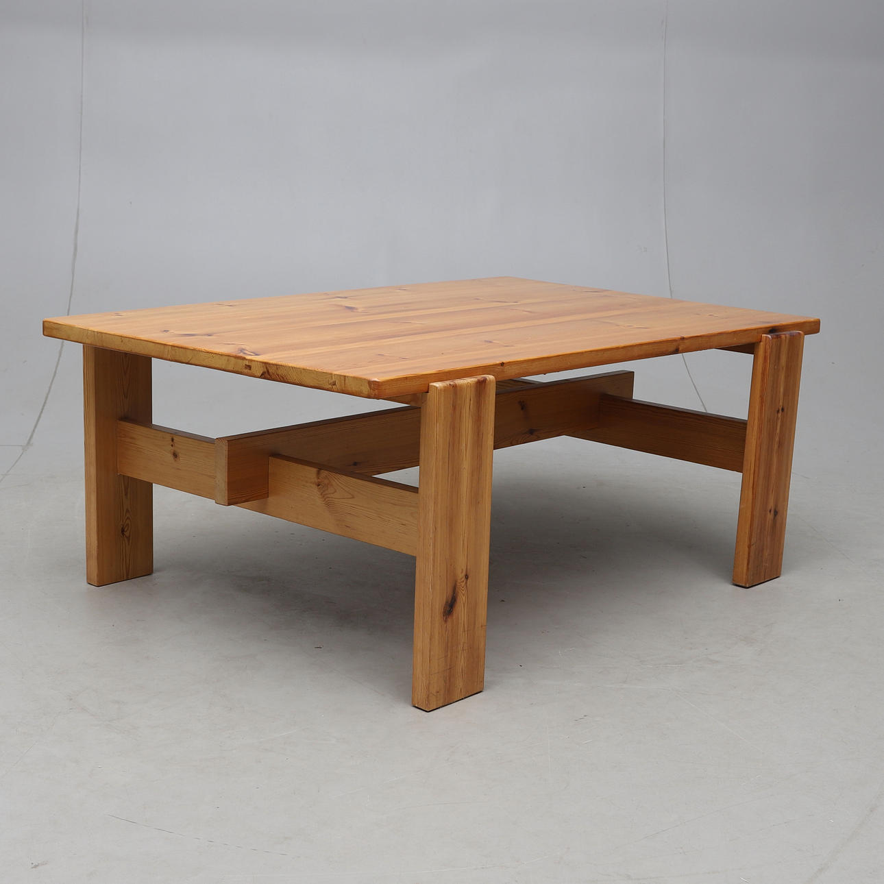 SOFFBORD, furu, 1900-talets andra hälft.