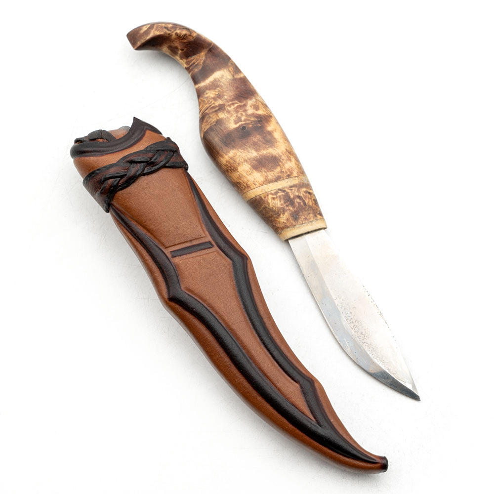 TAGE ÖMAN. REFINED UTILITY KNIFE.