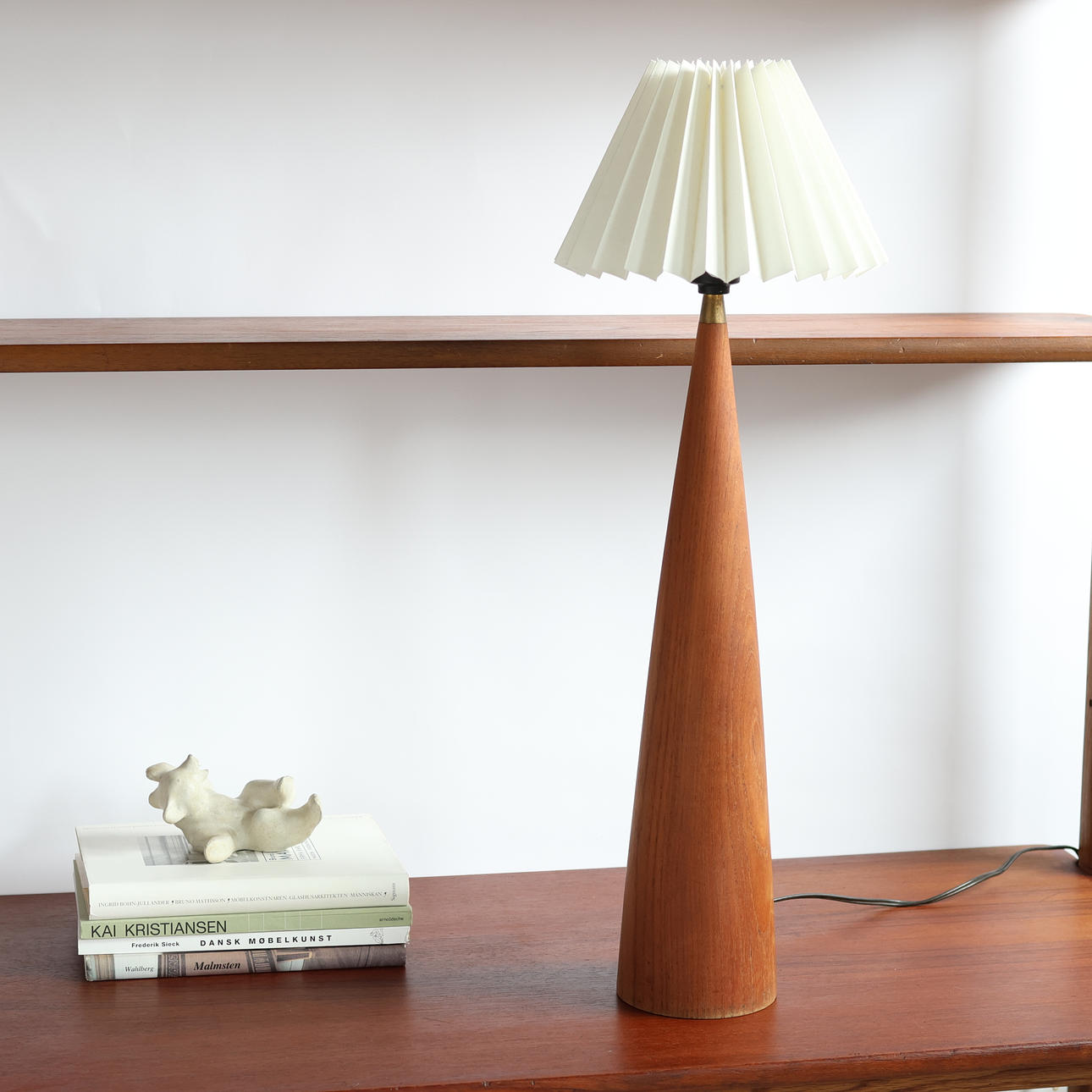 DANISH DESIGN. Tapered teak table lamp, circa 1960s.