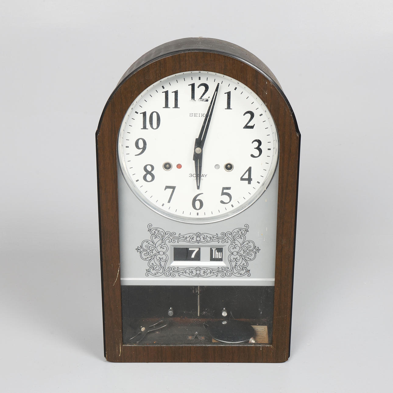 SEIKO 30 DAY WALL CLOCK.