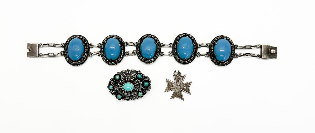 Parti Silversmycken.