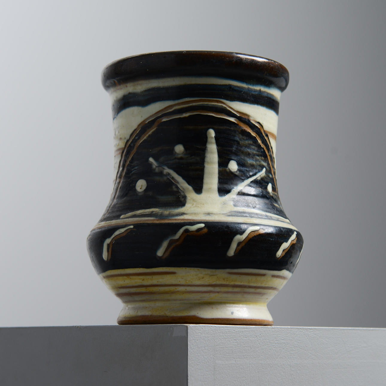 VAS, modell 1597, art deco, Upsala-Ekeby, 1929-32.