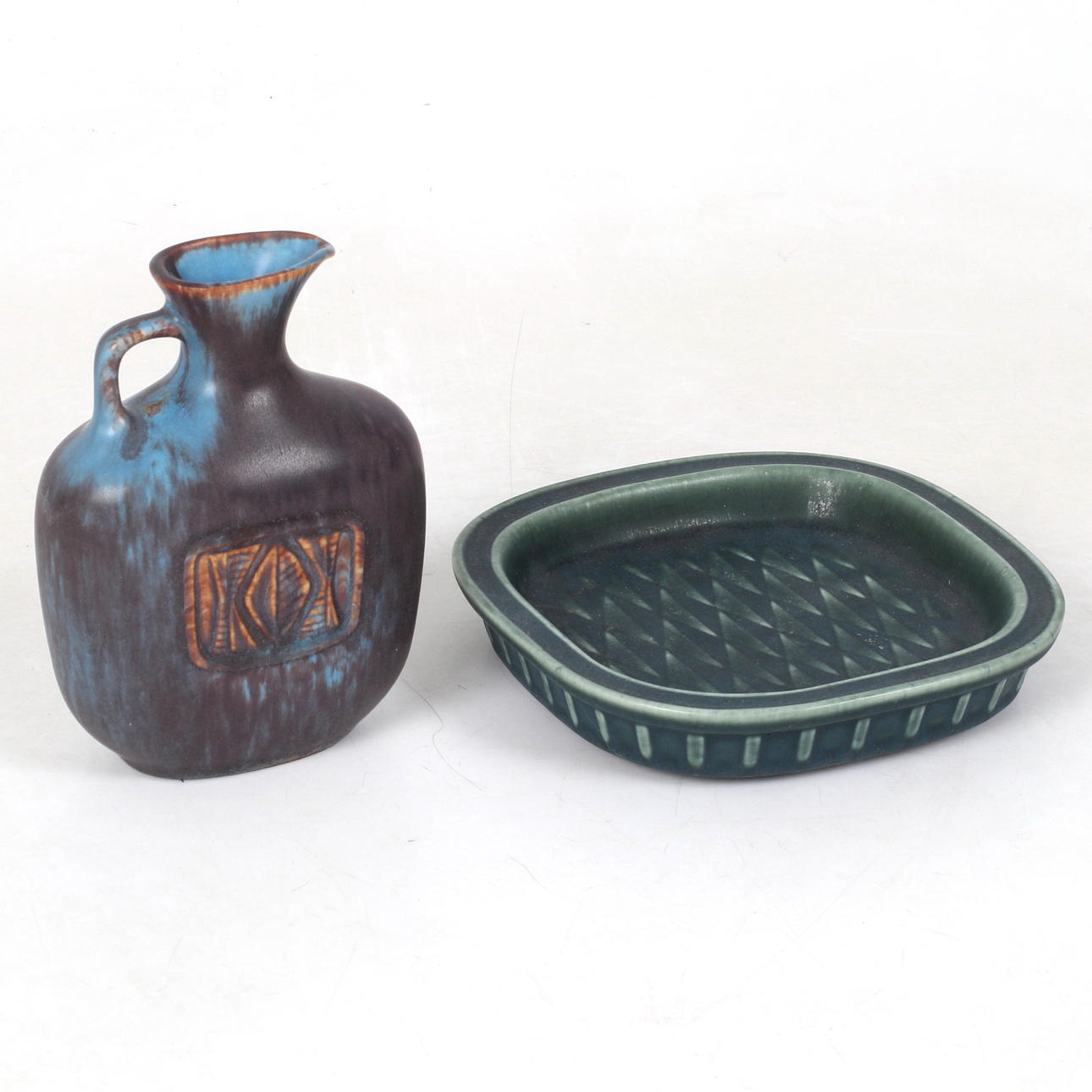 GUNNAR NYLUND. Vase, Saucer, stoneware, Rörstrand.