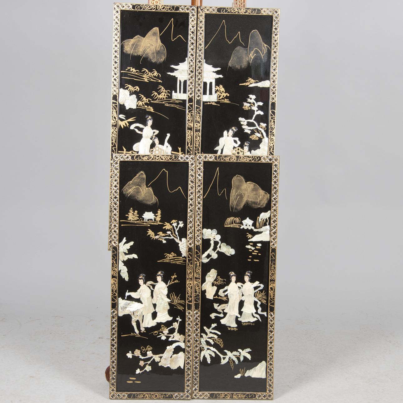 TAVLOR, 4 stycken, Kina, samtida.