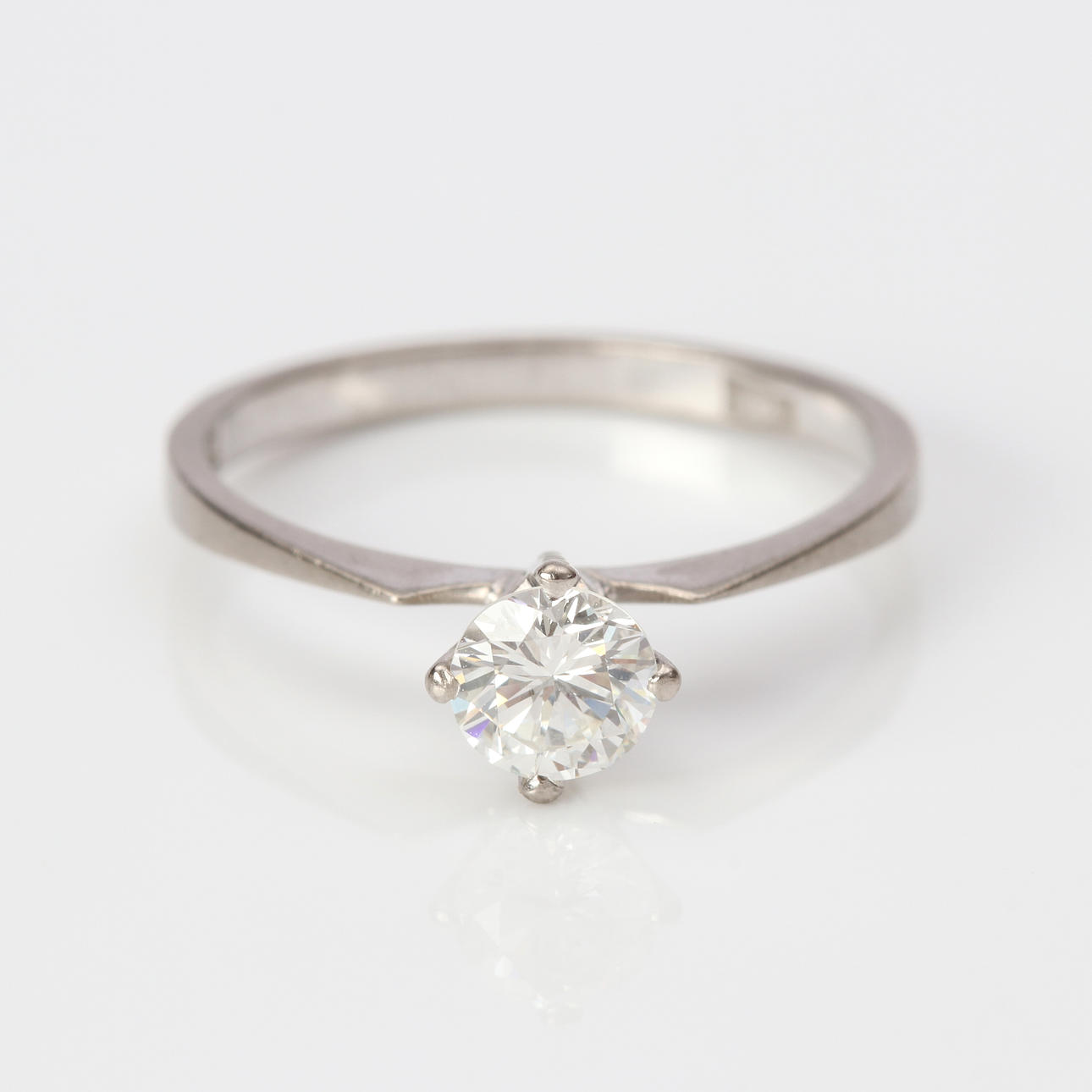 DIAMOND RING 18K, approx. 0.50 ct.