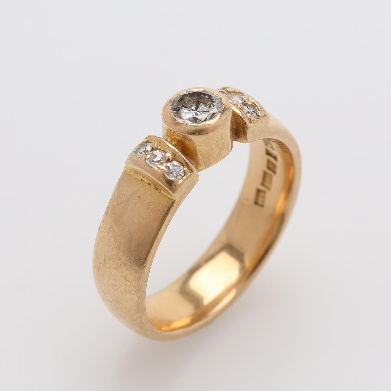 BRILJANTRING 18K, 0,39 CT.