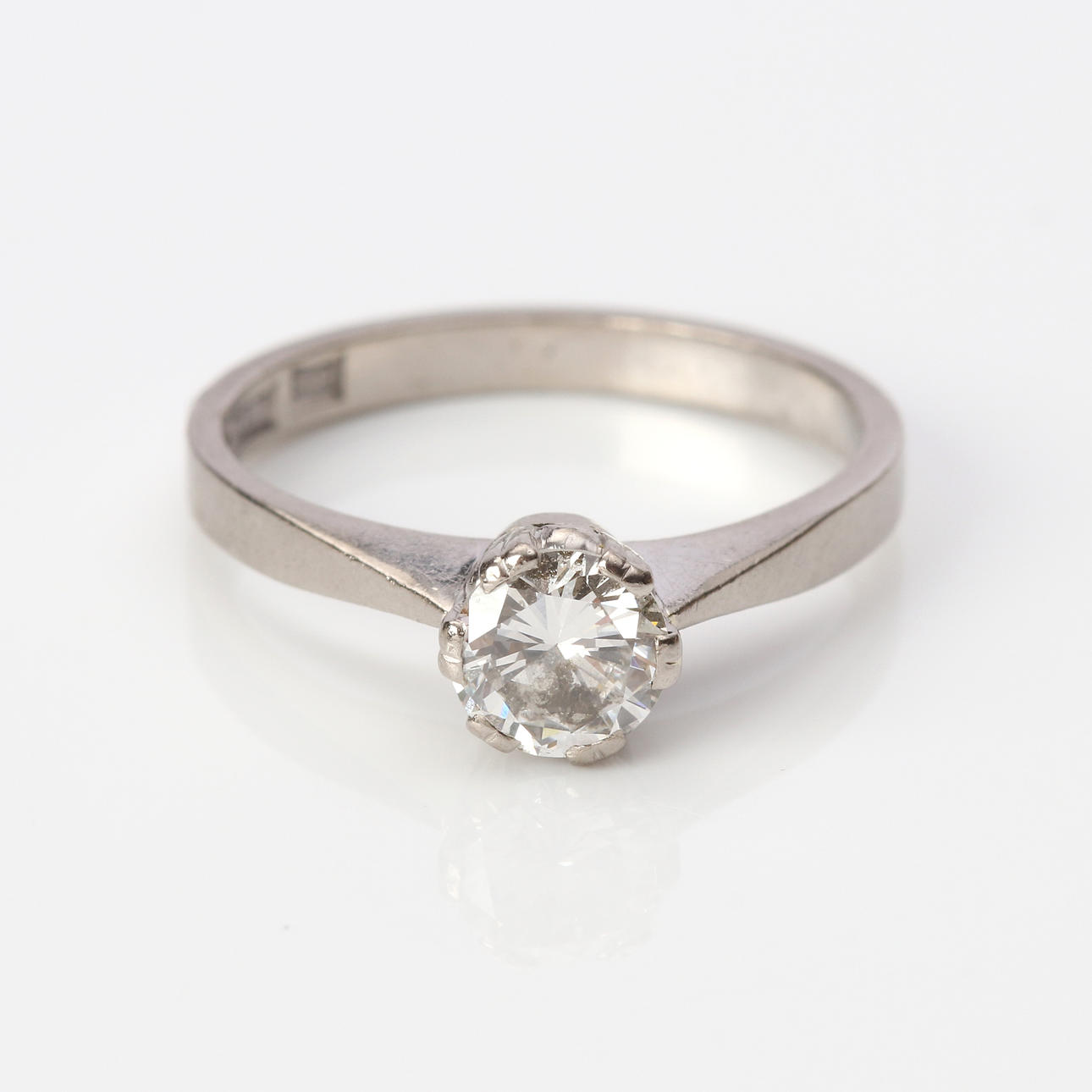 DIAMOND RING 18K, approx. 0.59 ct.