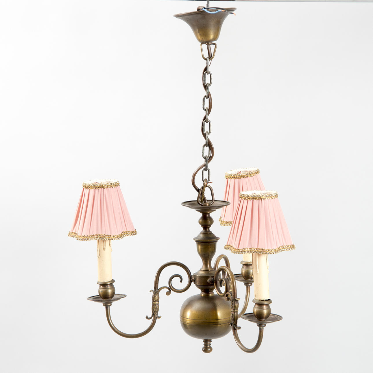 TAKLAMPA, 3-armad, malm, 1900-talets första hälft.