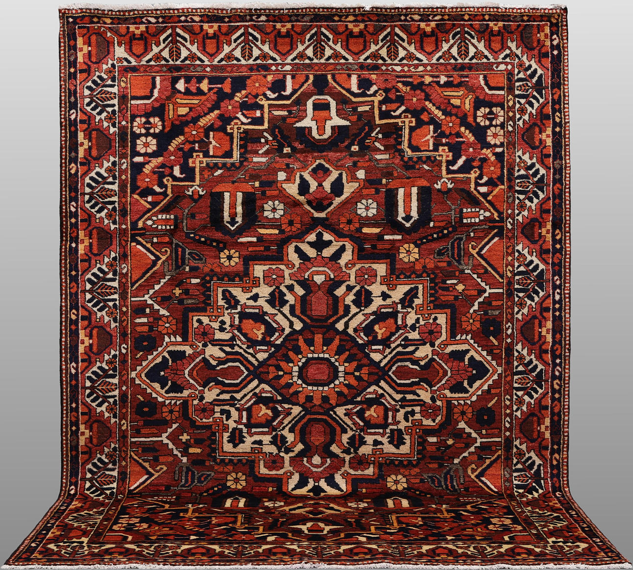 ORIENTMATTA. Baktiari, 312 x 203 cm.