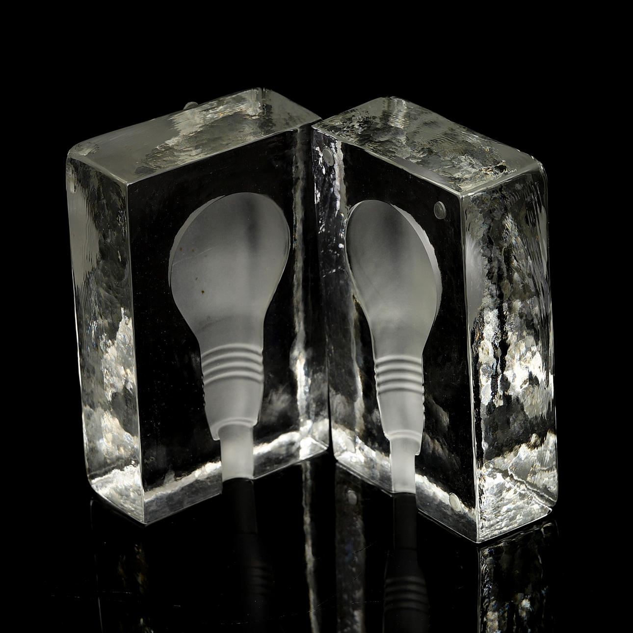 HARRI KOSKINEN. “Block lamp”, Design House Stockholm. Lighting