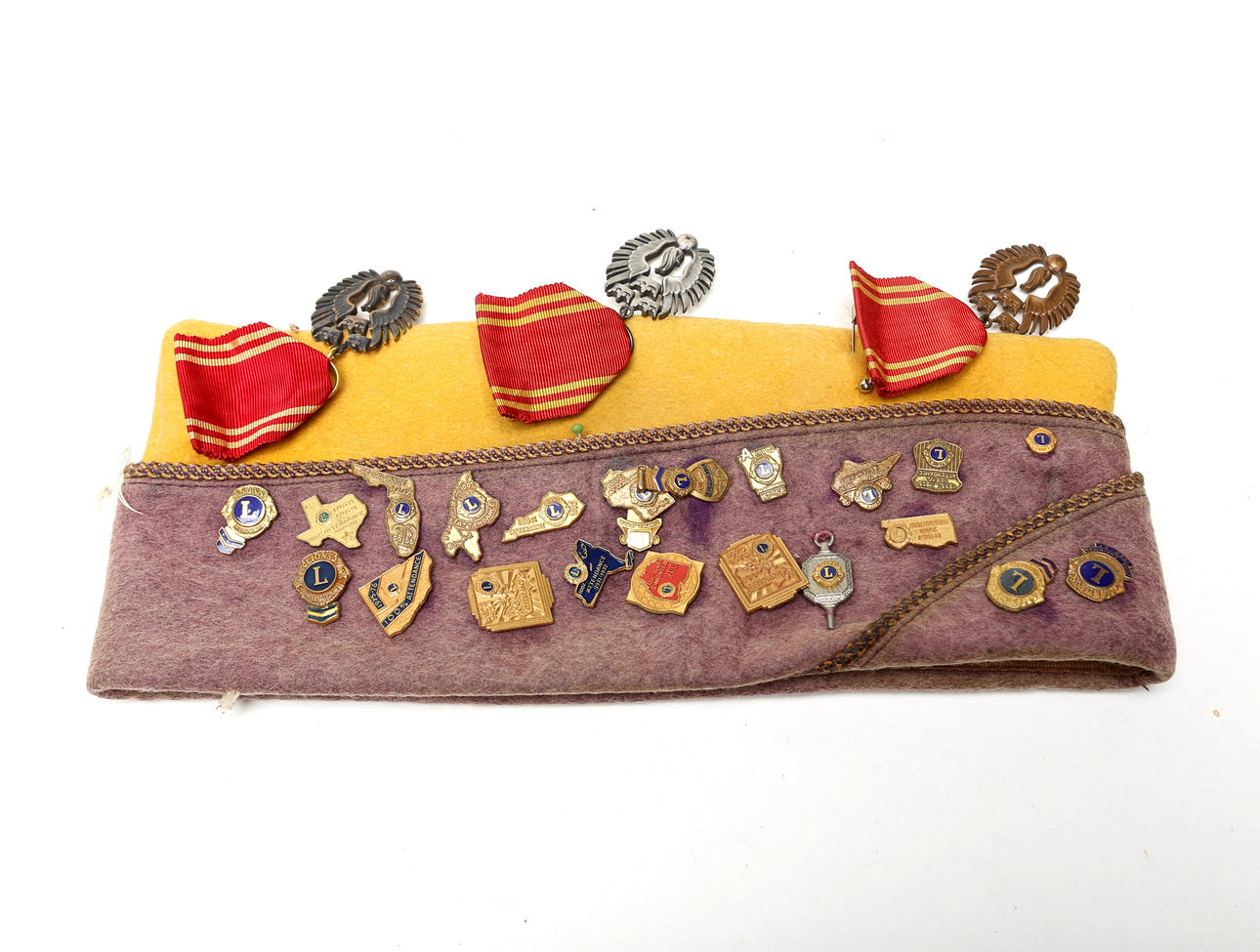 MEDALS and BADGES, Lions.