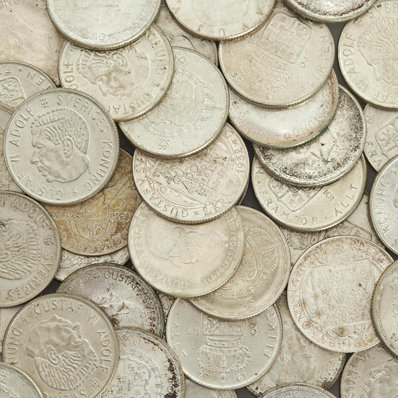 SILVER COINS, 36 double crowns between 1942-66.