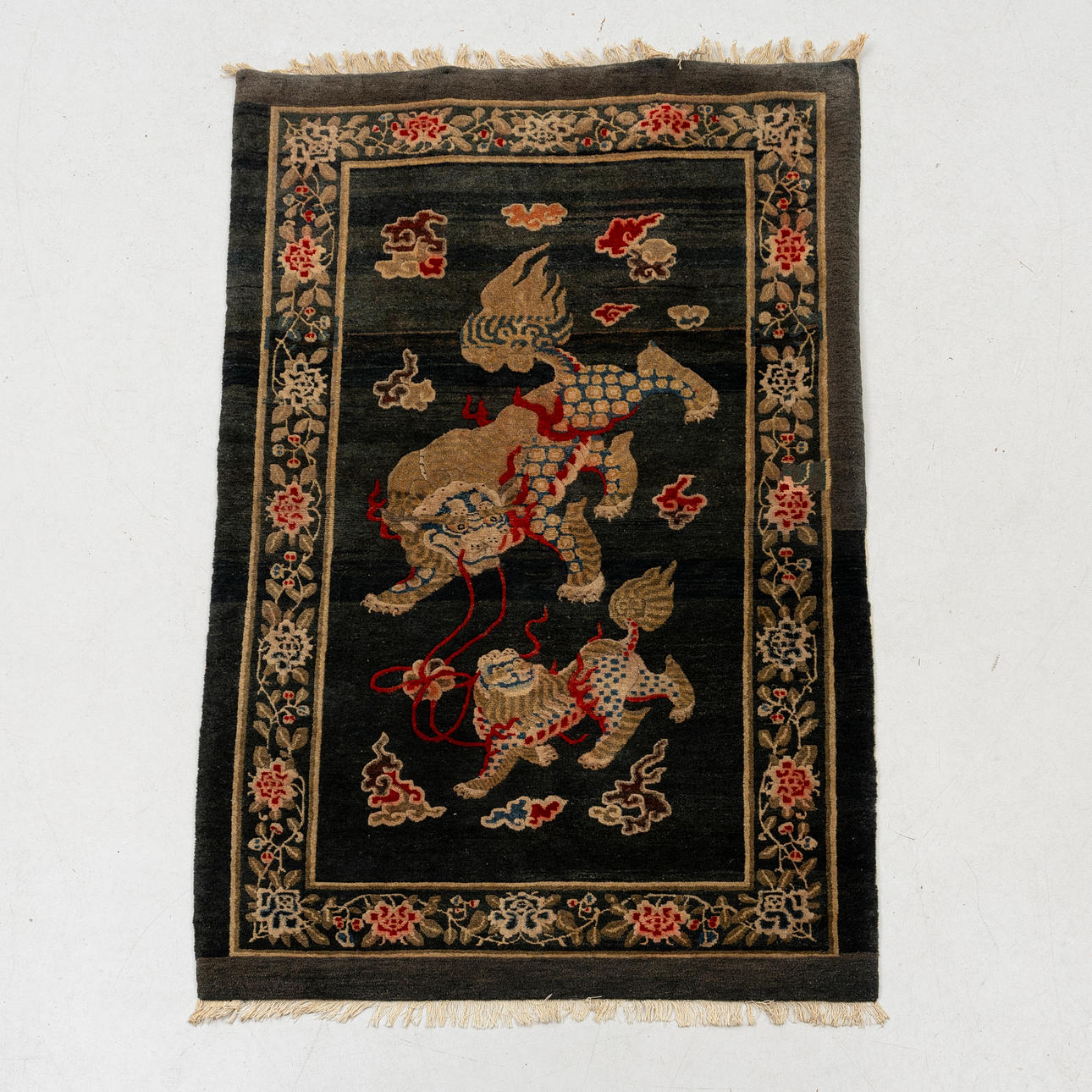 VÄGGBONAD, dekor med tempellejon, Kina.