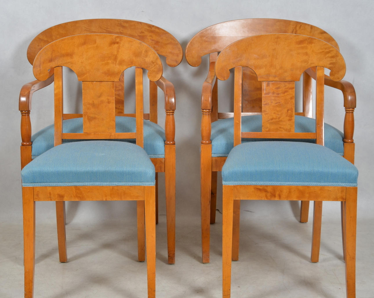 KARMSTOLAR SAMT STOLAR, 4 stycken, björk, Karl-Johan, 18/1900-tal.