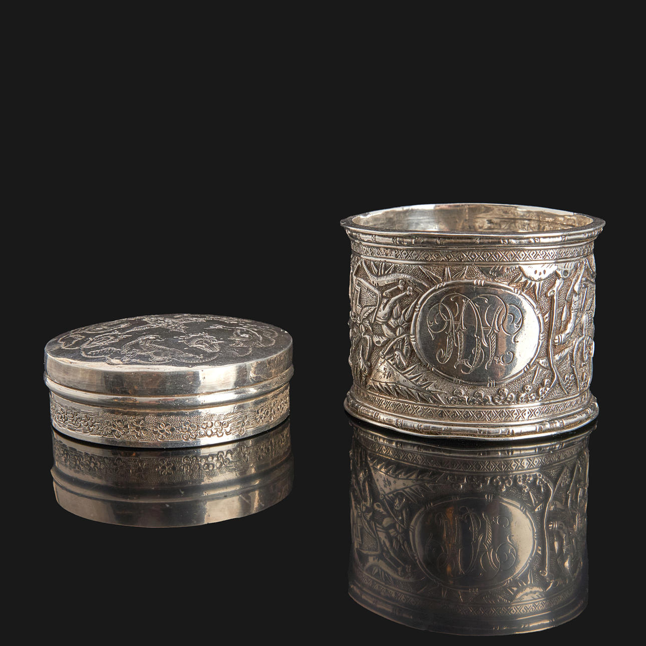 SILVER, 2 delar, bla Sydostasien, omkring 1900.