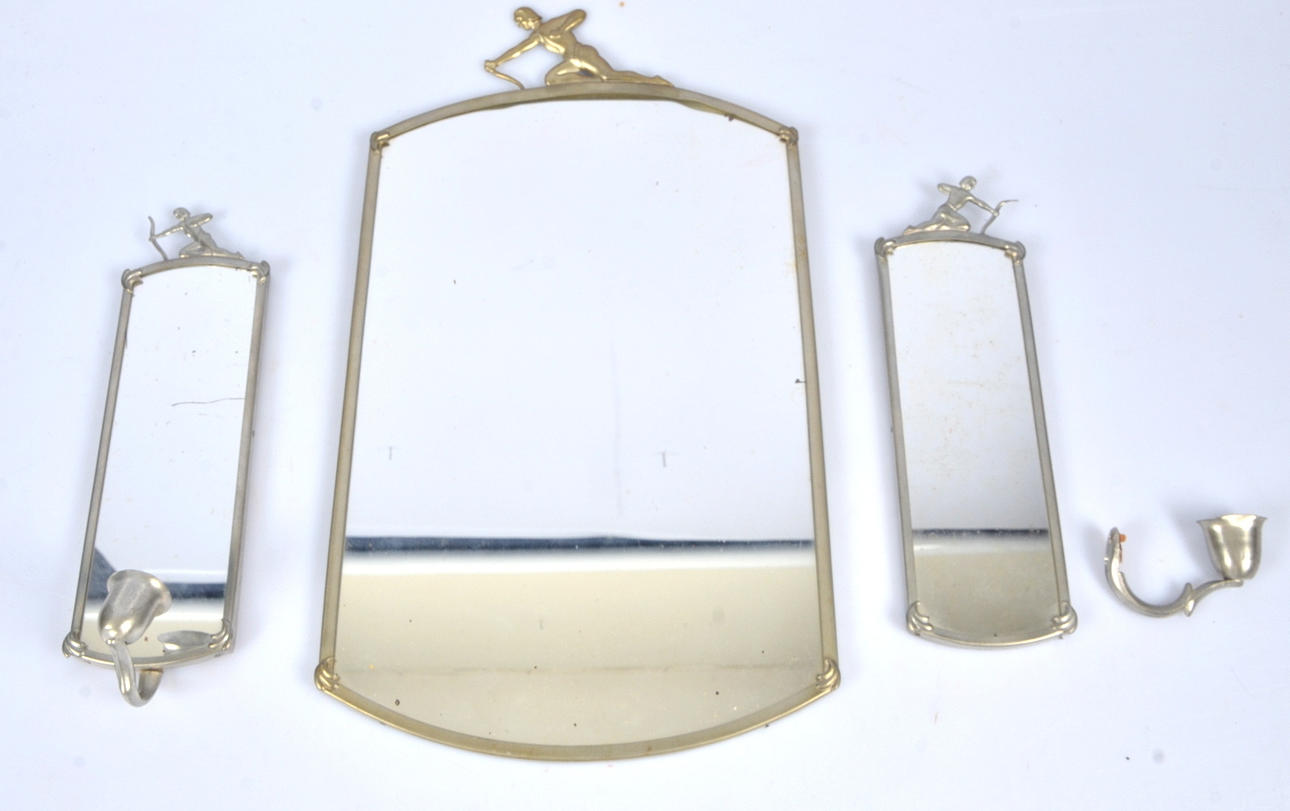 SPEGEL SAMT SPEGELLAMPETTER, 1-par, tenn, Art Deco, 1900-tal.